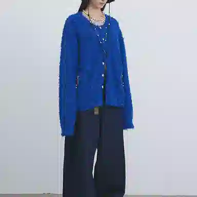 GOOD BAI FW24 916 slogan