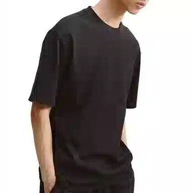 HM T