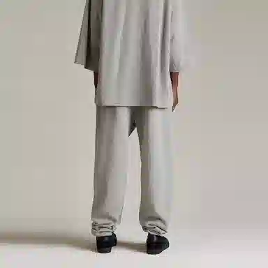 Fear of God Essentials SS24 Sweatpants Dark Heather Oatmeal