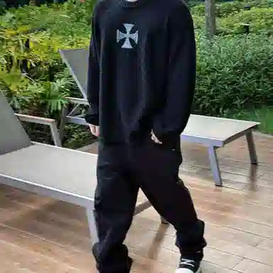 Askyurself Cross Knit Sweater Black