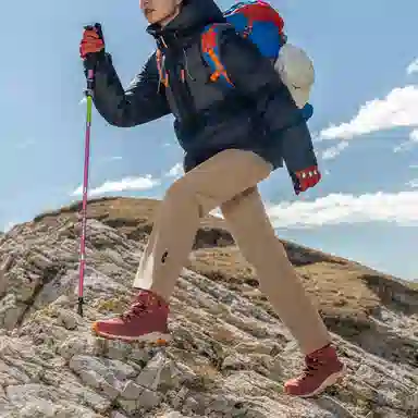 HOKA ONE ONE