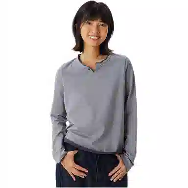 Crying Center V-Neck Colorblock Sweatshirt
