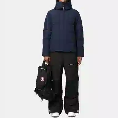 Canada Goose FW22 MacMillan Logo