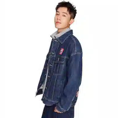 Lee x have a good time