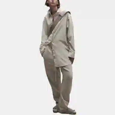 Fear of God Essentials FW22 Relaxed Sweatpant Smoke