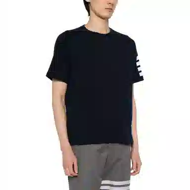 THOM BROWNE T