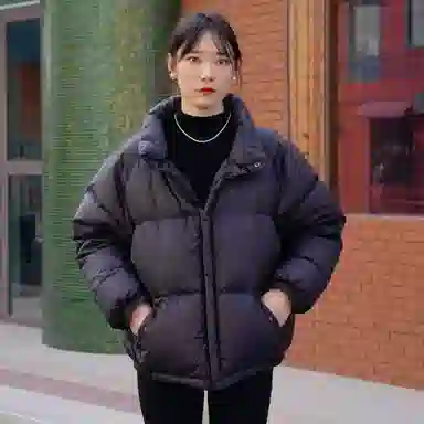 羽物 纯色短款立领保暖插肩宽松羽绒服 女款 黑色