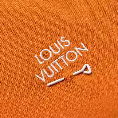 LOUIS VUITTON T