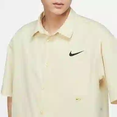 Nike Sportswear Logo Shirt