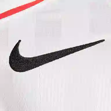 Nike Dri-FIT Total 90 Tee