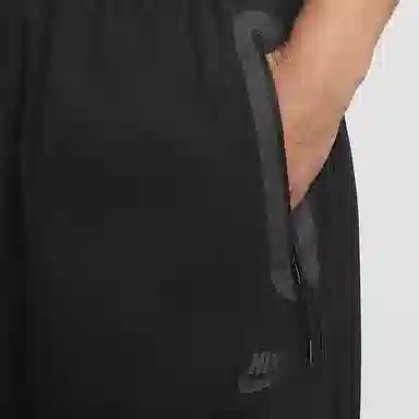 Nike Tech
