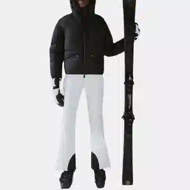 Moncler FW21 logo
