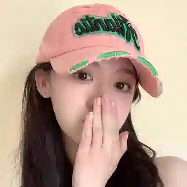 【素颜通勤神器 甜酷百搭ins】 攸委 破洞字母嘻哈鸭舌帽女款夏季显脸小 棉 韩版软顶宽帽檐大头围街头潮流遮阳防晒帽子 男女同款情侣款