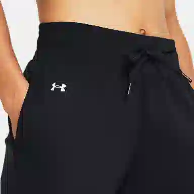 Under Armour UA Motion Open Hem logo