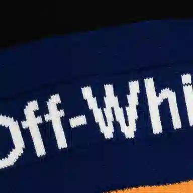 OFF-WHITE