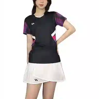 YONEX