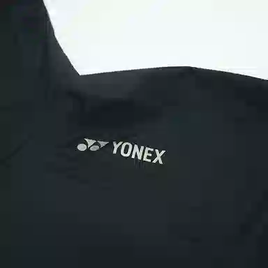YONEX