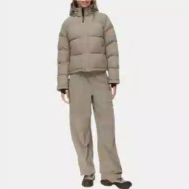 Aritzia TNA Super Puff Shorty