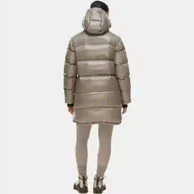 ARITZIA Super Puf Hi-Gloss Mid 6