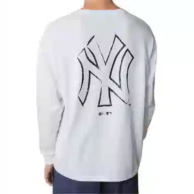 New Era FW25 MLB New York Yankees Rebellion College Long Sleeve Tee