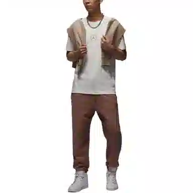 Jordan Flight EssentialsBRAND T