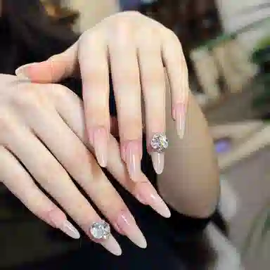 柚予颜 嬛嬛美甲白开水镶钻穿戴甲高级感简约显白美甲  长款裸色纯色 纯欲