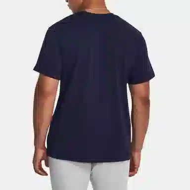 Under Armour T