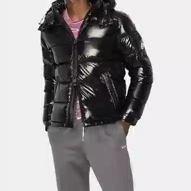 Moncler maya