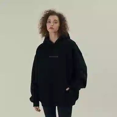 11ESTRANGER ASTRANGER