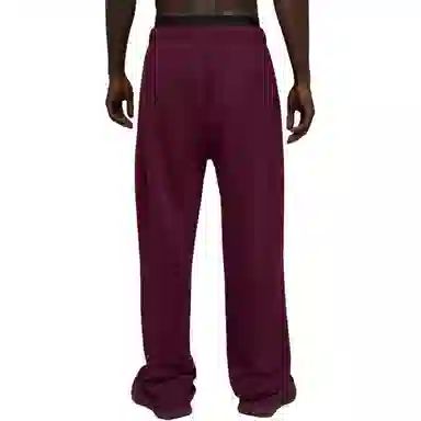 Alo Yoga JISOO Series