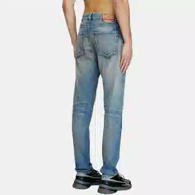 DIESEL Slim Mid-Rise Jeans