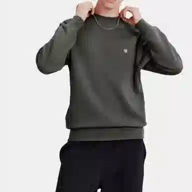 Champion Basic Crewneck Sweatshirt