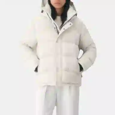 ARITZIA The Super Puff™ cliMATTE™