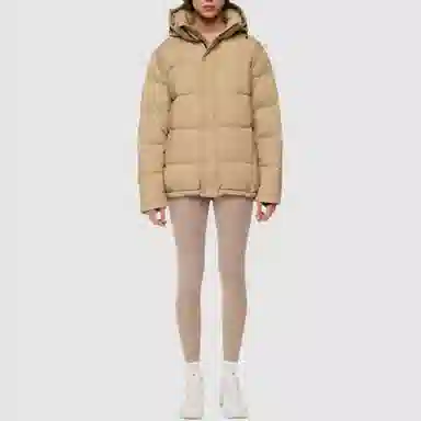 ARITZIA Super Puff cliMATTE Original 5