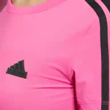 adidas CROPPED SHORT SLEEVE T