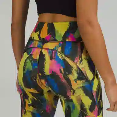 lululemon Invigorate 17"