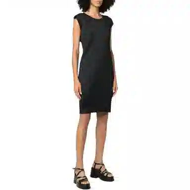 PLEATS PLEASE ISSEY MIYAKE