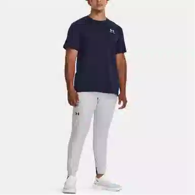 Under Armour T