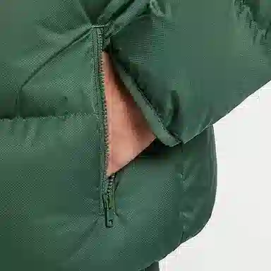 Nike ClubTherma-FIT logo