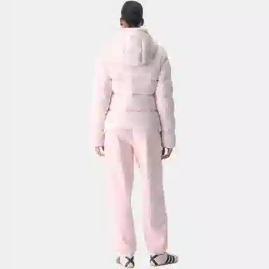 ARITZIA The SuperSnug Puff - cliMATTE