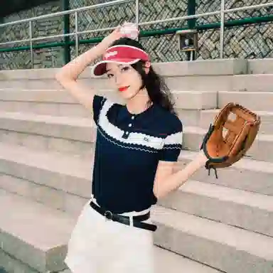 Elle Active LogoPolo