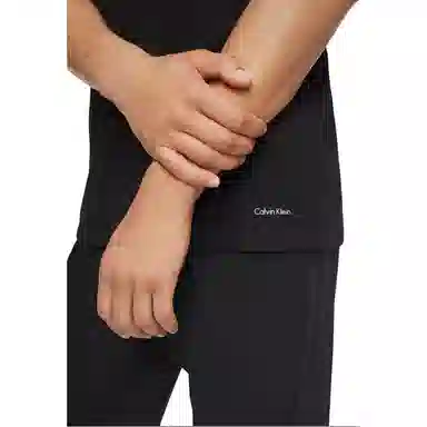 CKCalvin Klein T 3