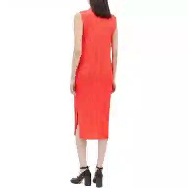 PLEATS PLEASE ISSEY MIYAKE