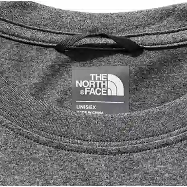 The North Face TNF100 Grey