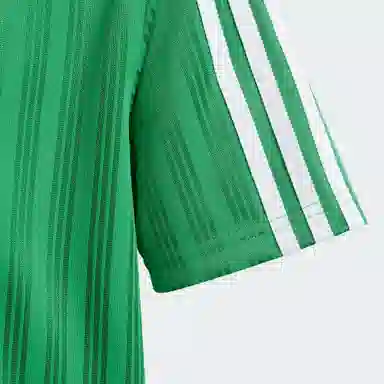 adidas Adicolor Tee