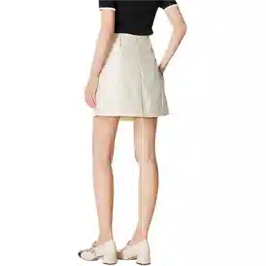 NINE WEST