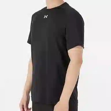 Under Armour T