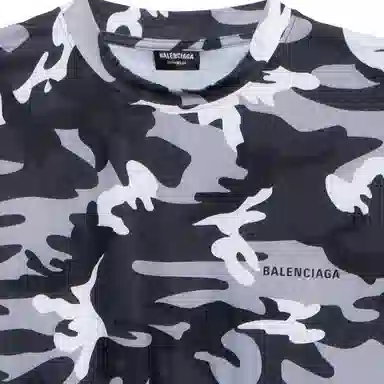 Balenciaga T