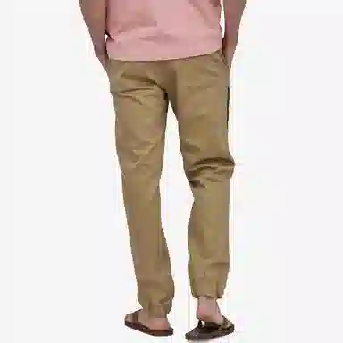 patagonia Twill Skyline Logo