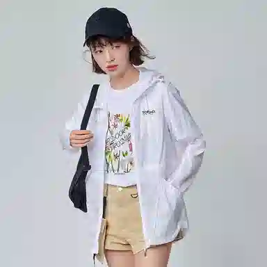 探路者 纯色户外运动休闲防晒轻薄透气连帽皮肤衣 女款
